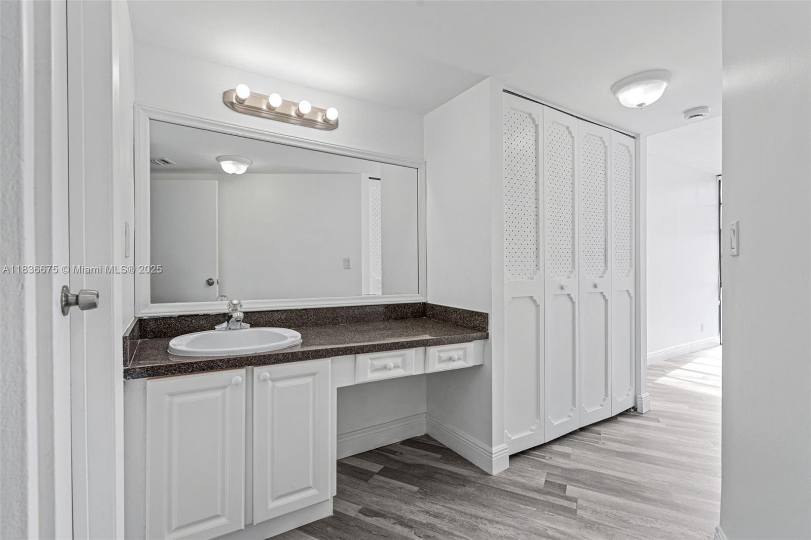 3401 N Country Club Dr # 308