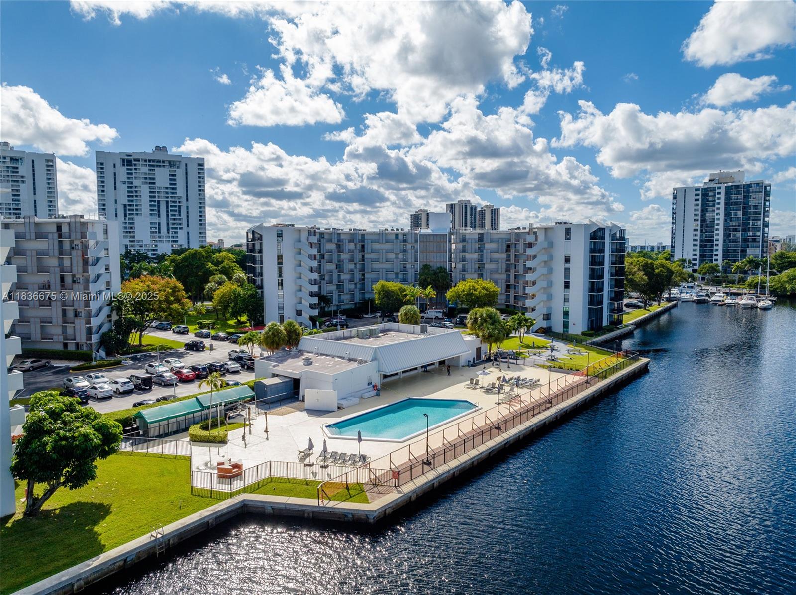 3401 N Country Club Dr # 308