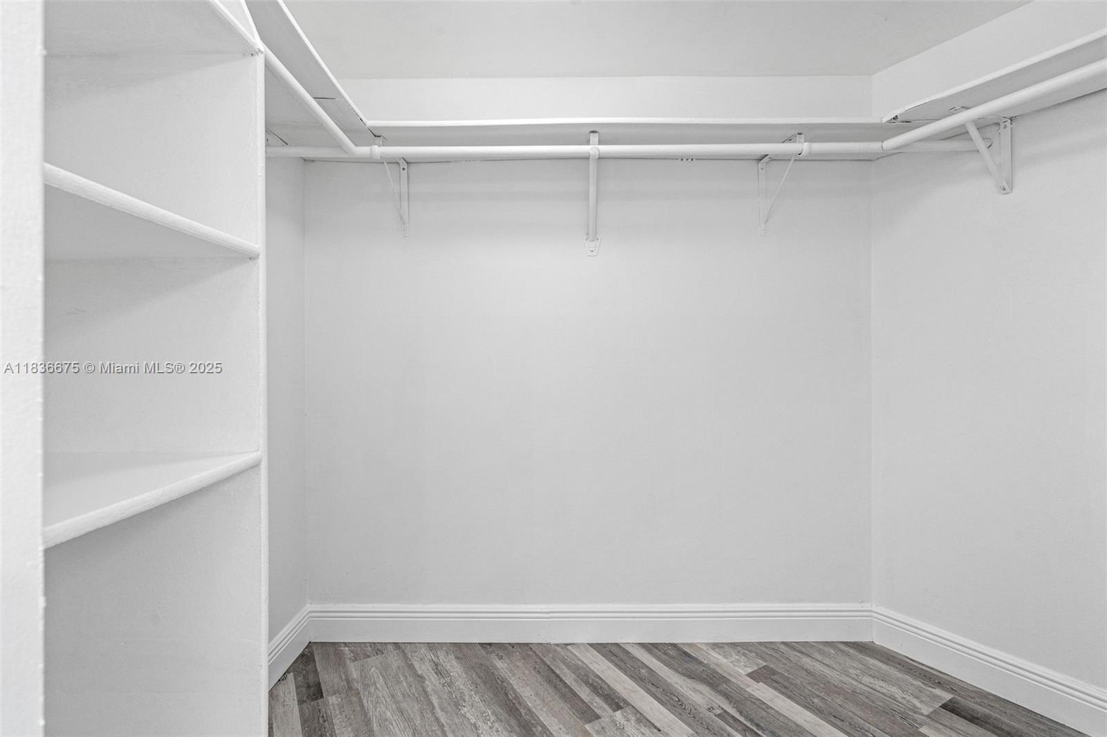 3401 N Country Club Dr # 308