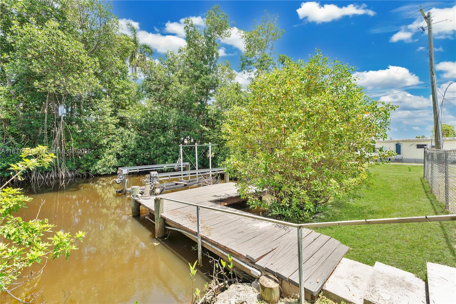 1106 Harbor Dr