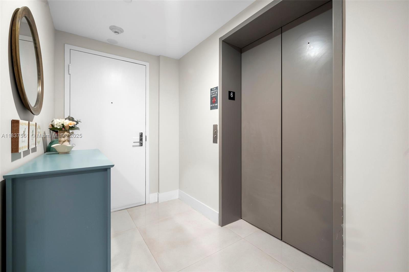 488 NE 18th St # 611