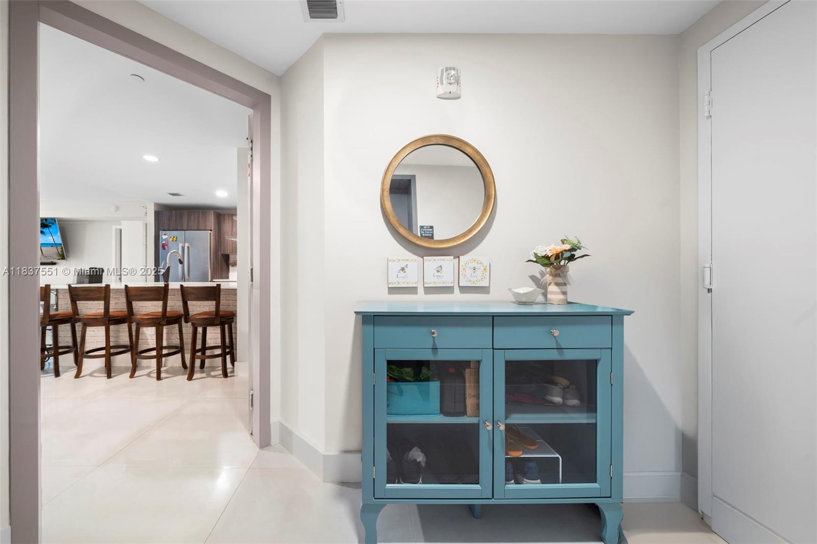 488 NE 18th St # 611