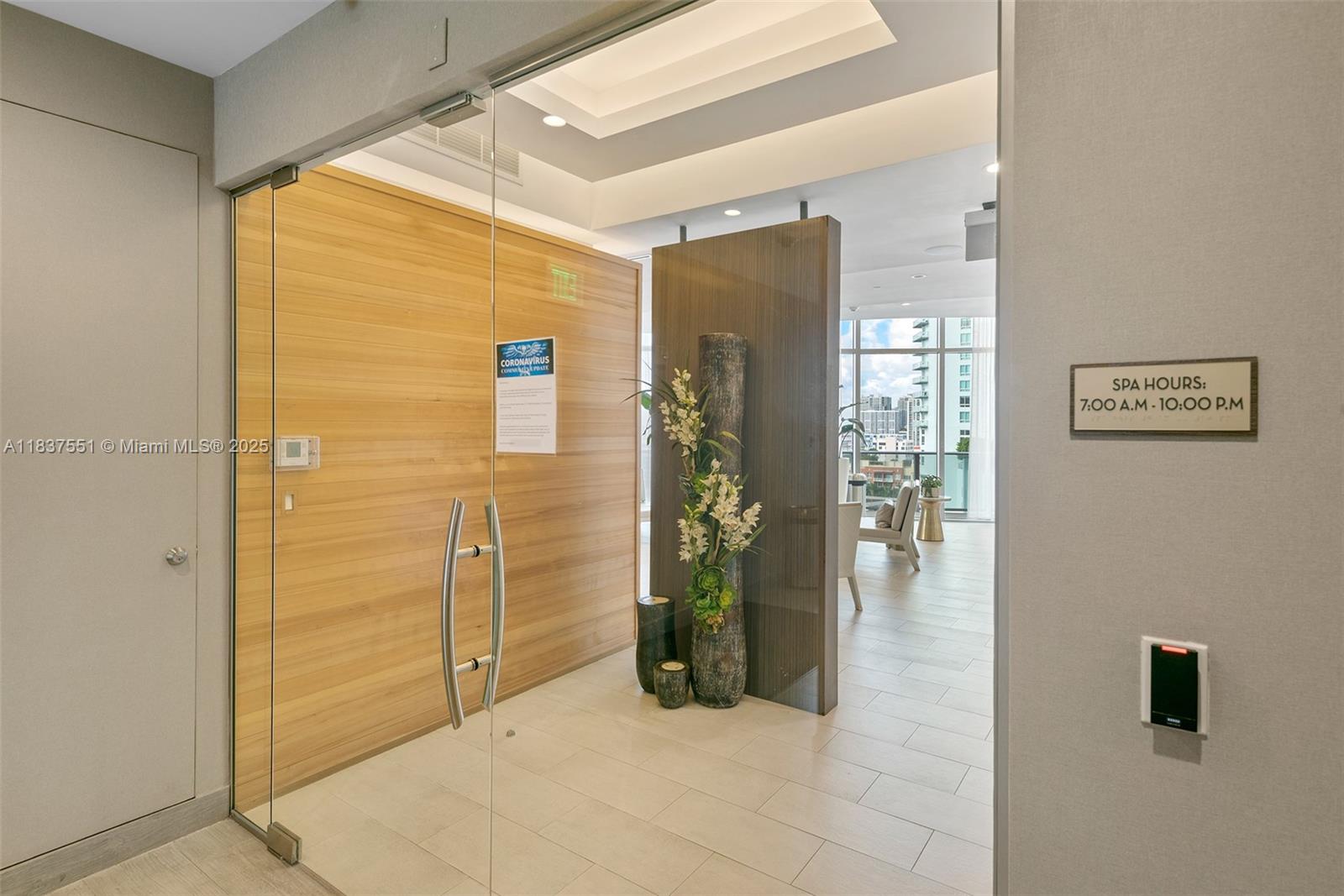 488 NE 18th St # 611