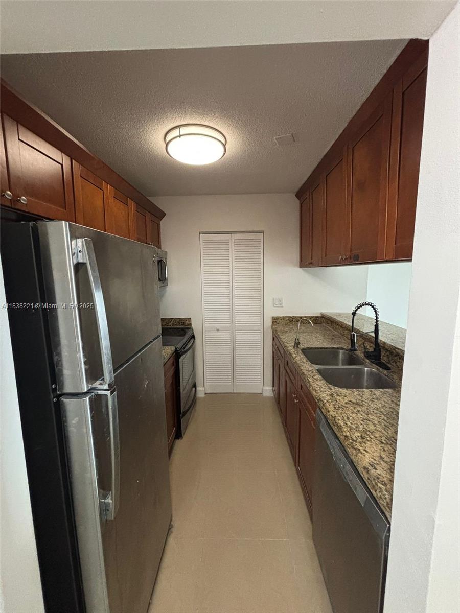 800 N Miami Ave Unit: E-605