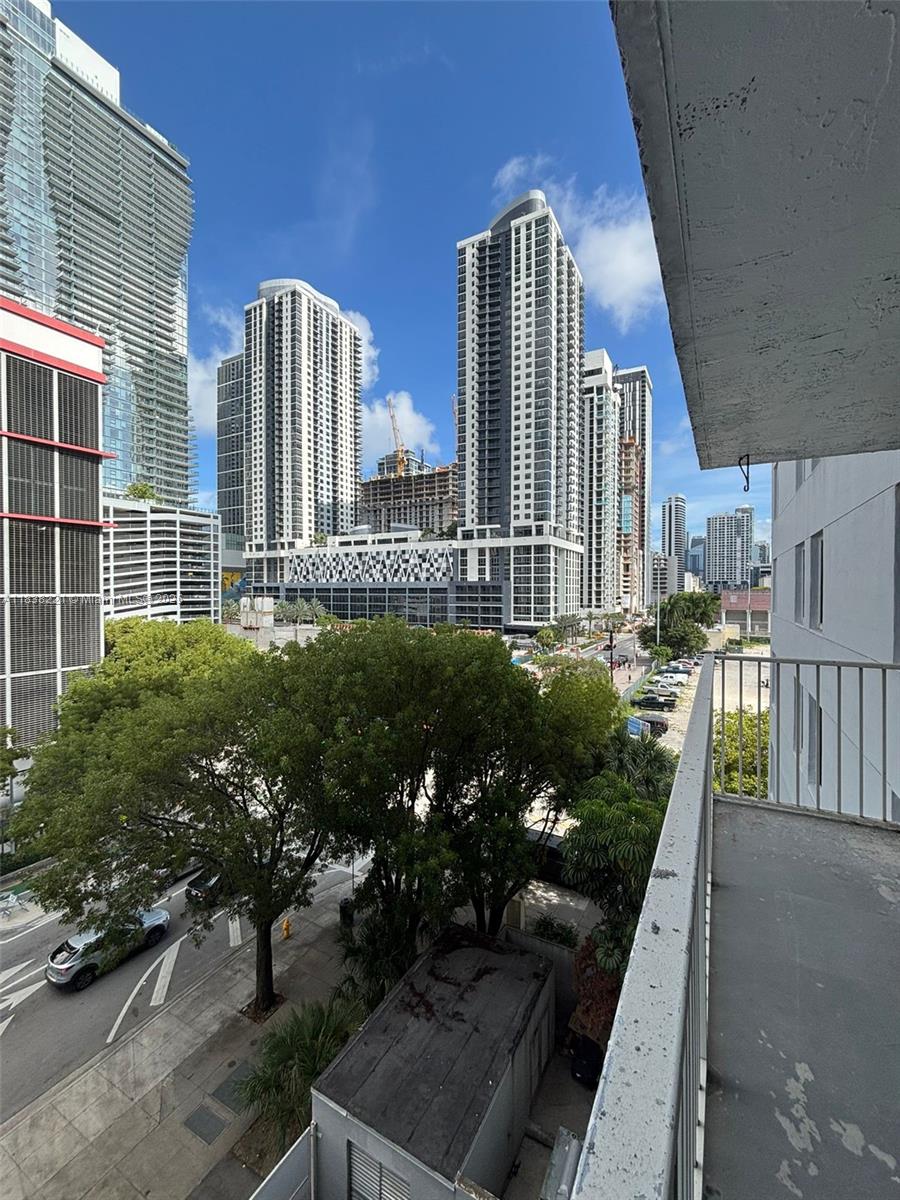 800 N Miami Ave Unit: E-605