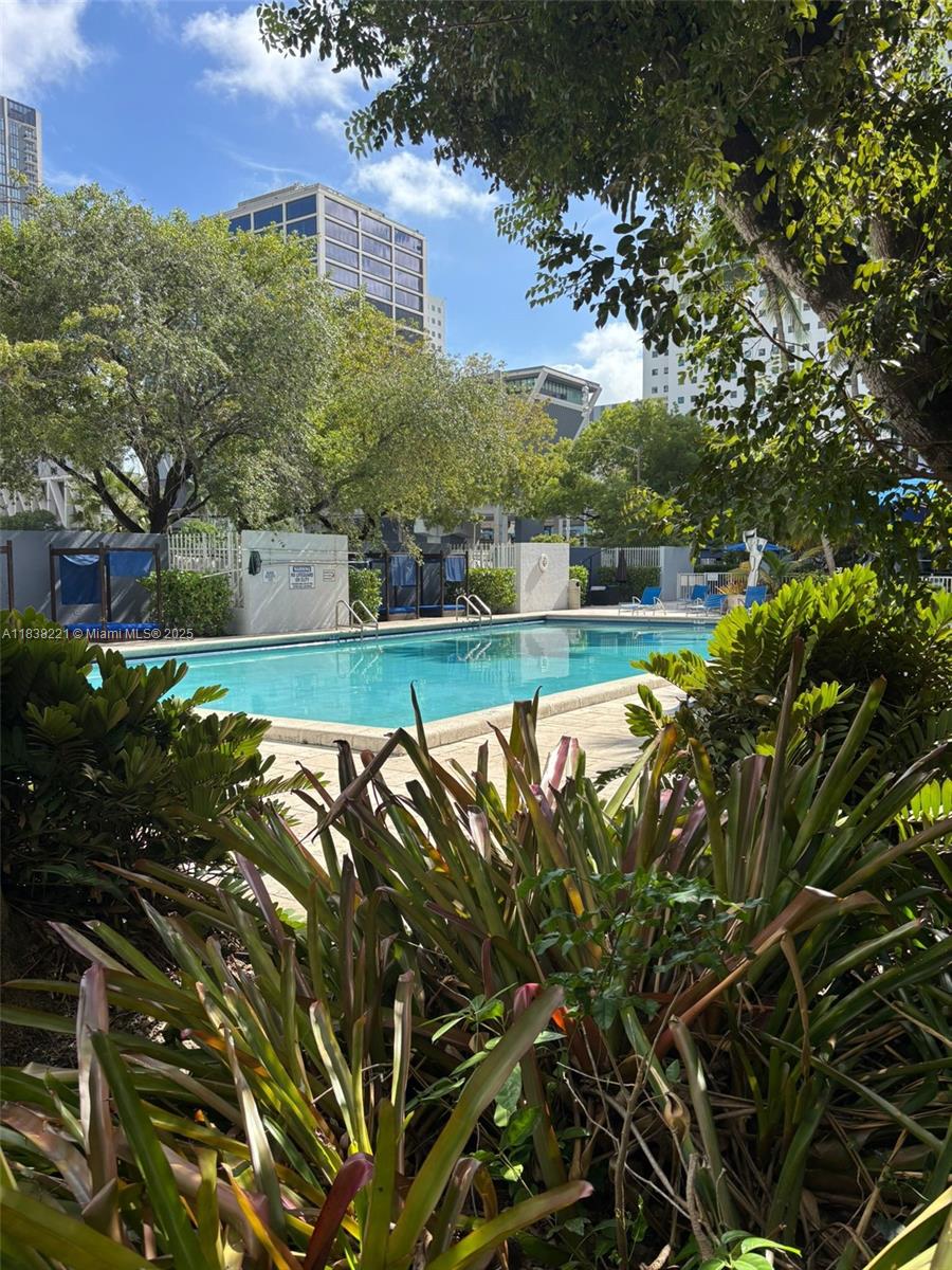 800 N Miami Ave Unit: E-605