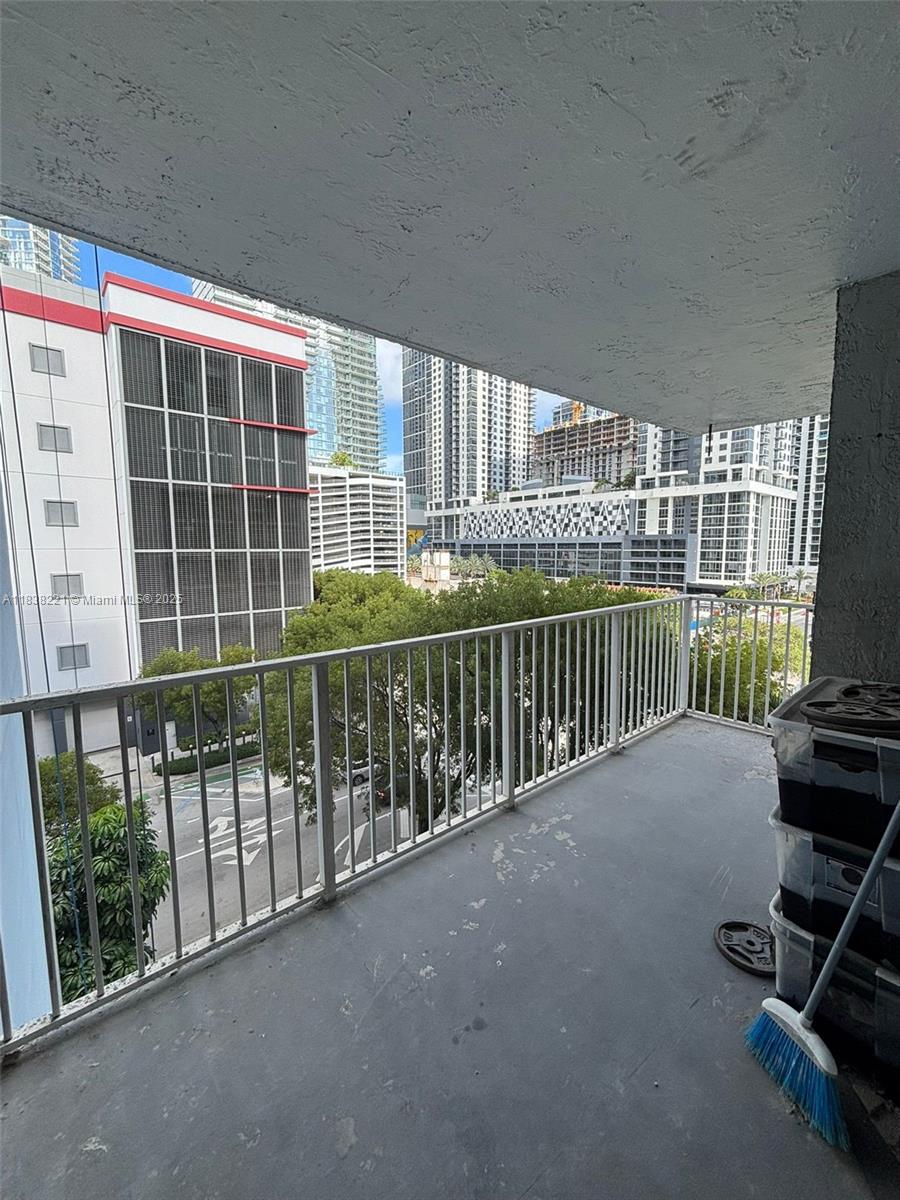 800 N Miami Ave Unit: E-605