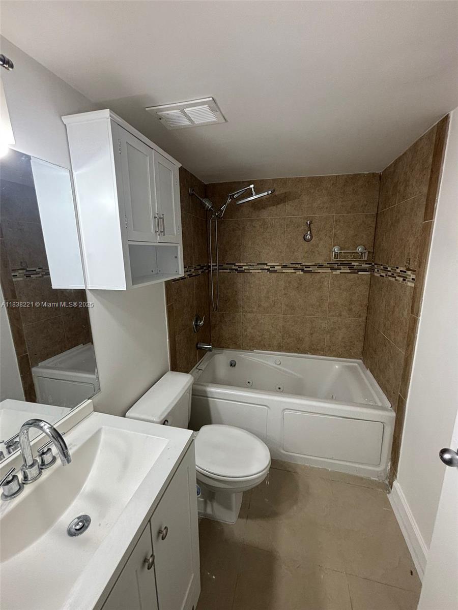 800 N Miami Ave Unit: E-605