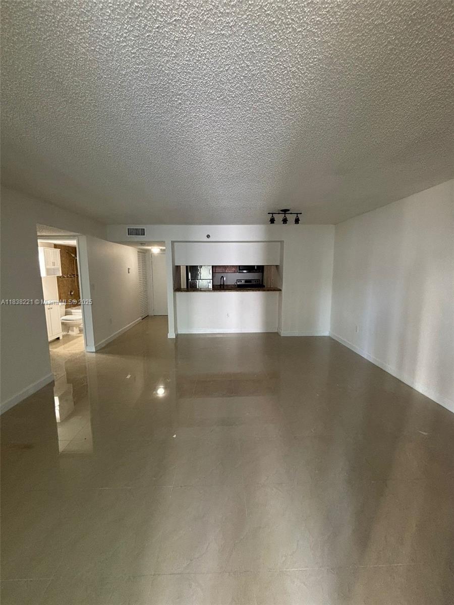800 N Miami Ave Unit: E-605
