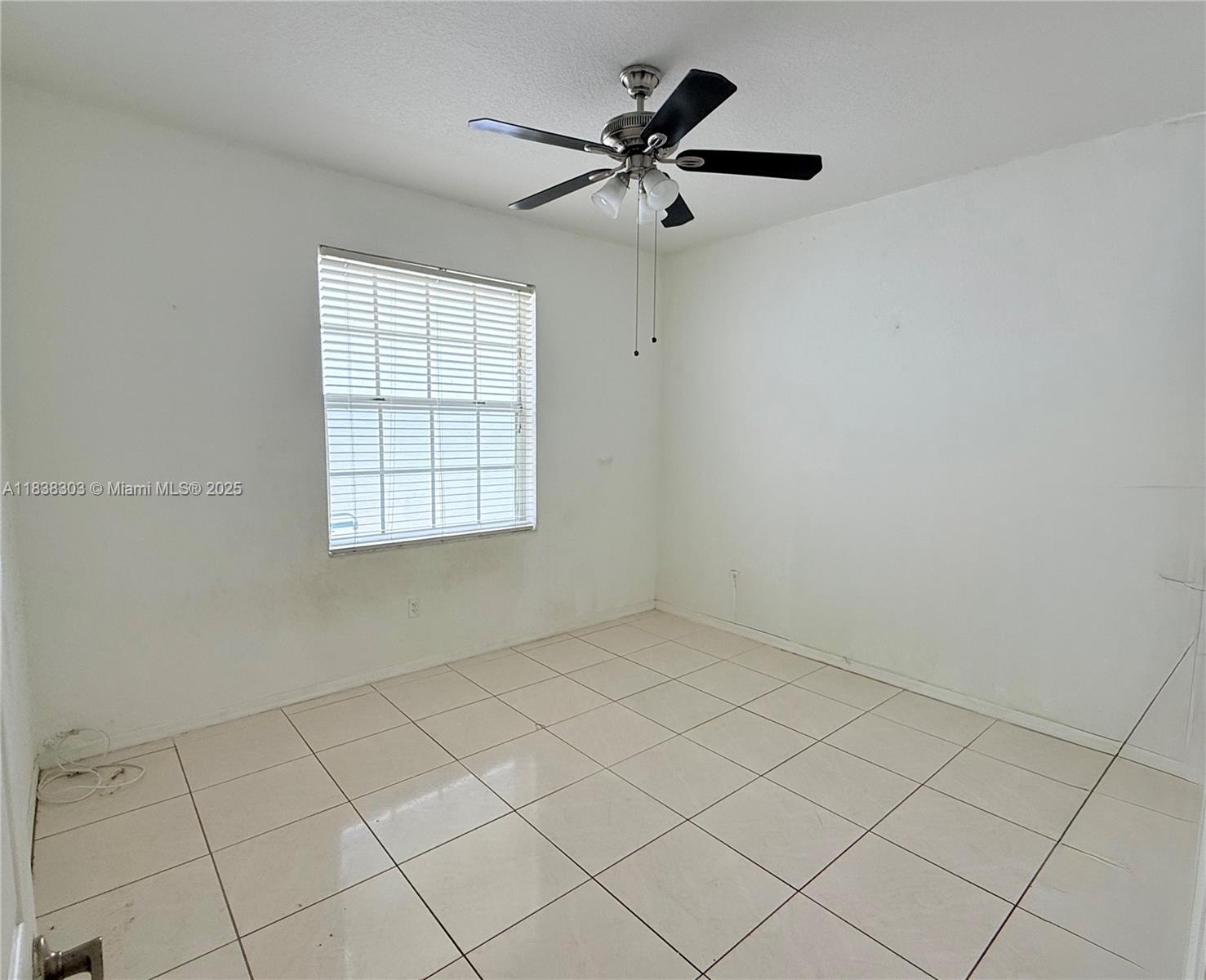 8973 NW 147th Ter
