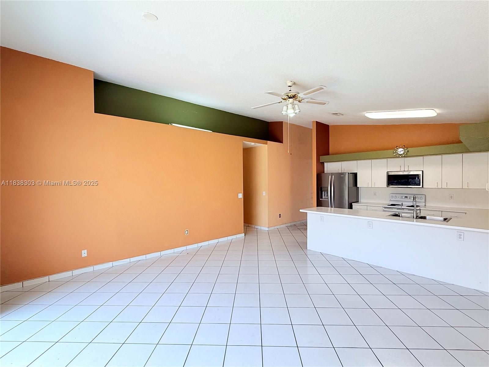 8973 NW 147th Ter