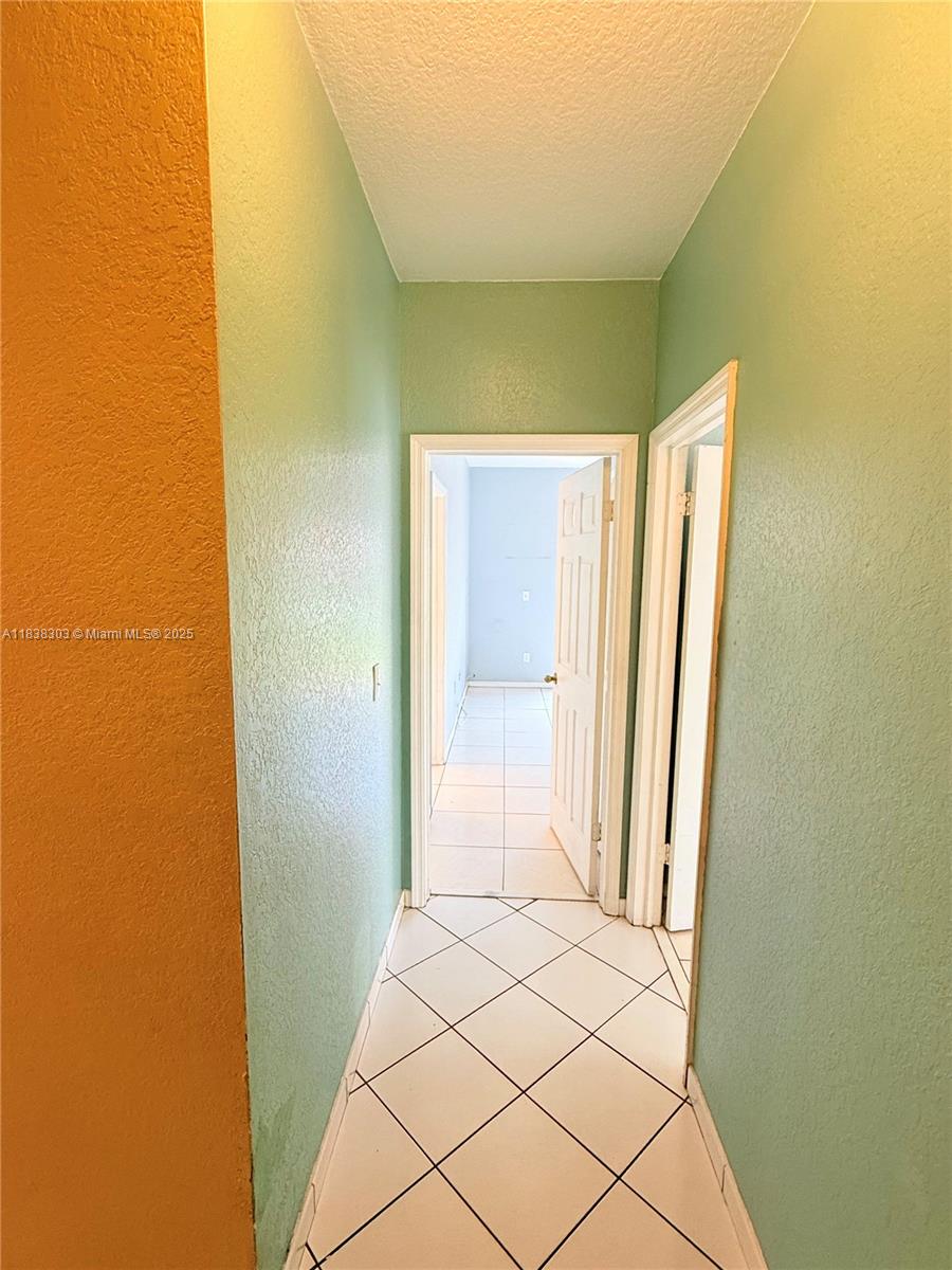 8973 NW 147th Ter