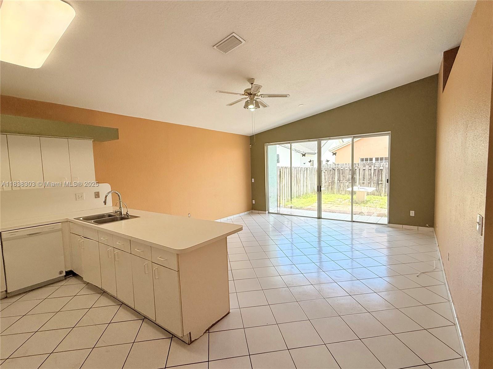 8973 NW 147th Ter