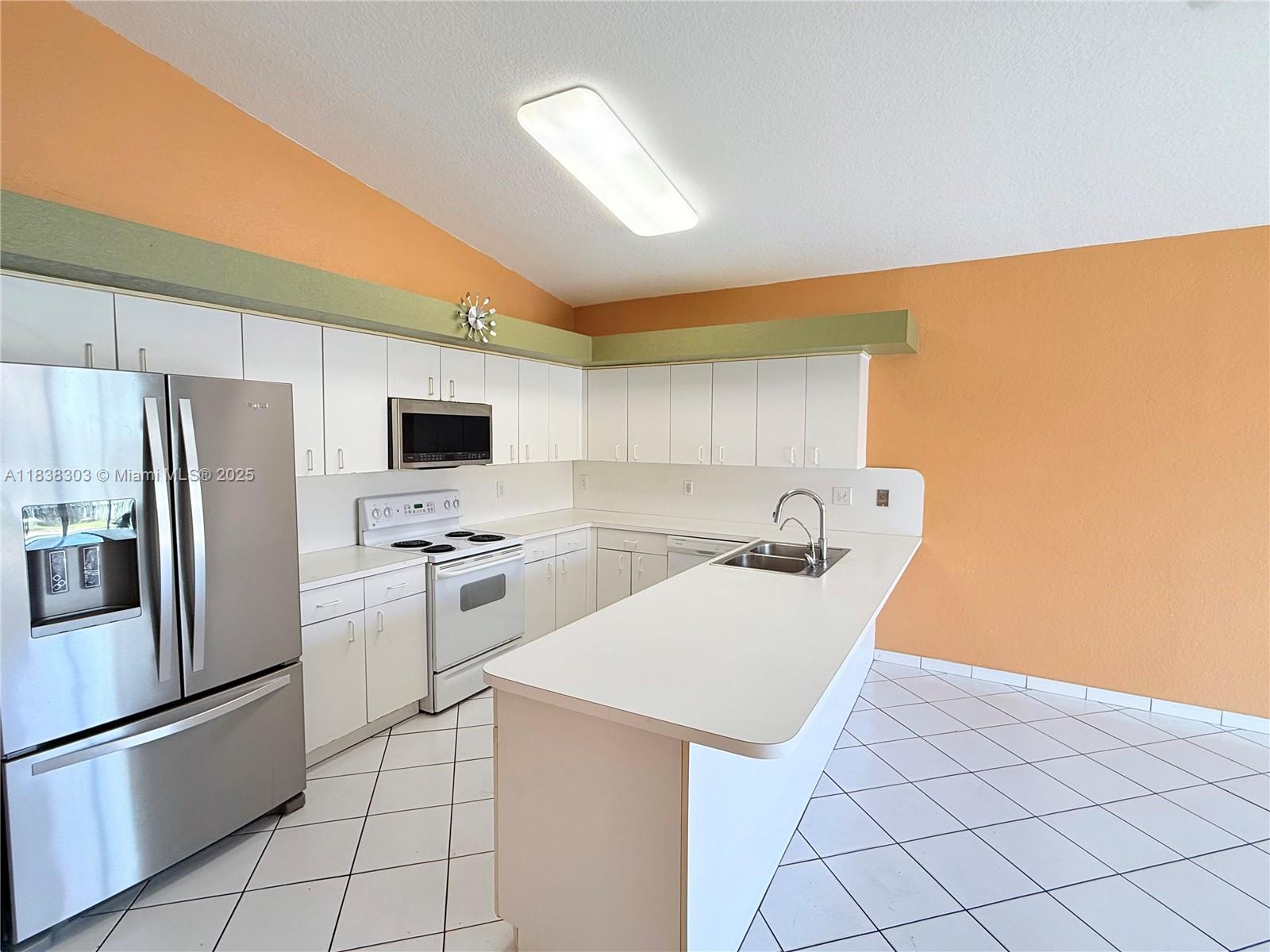 8973 NW 147th Ter