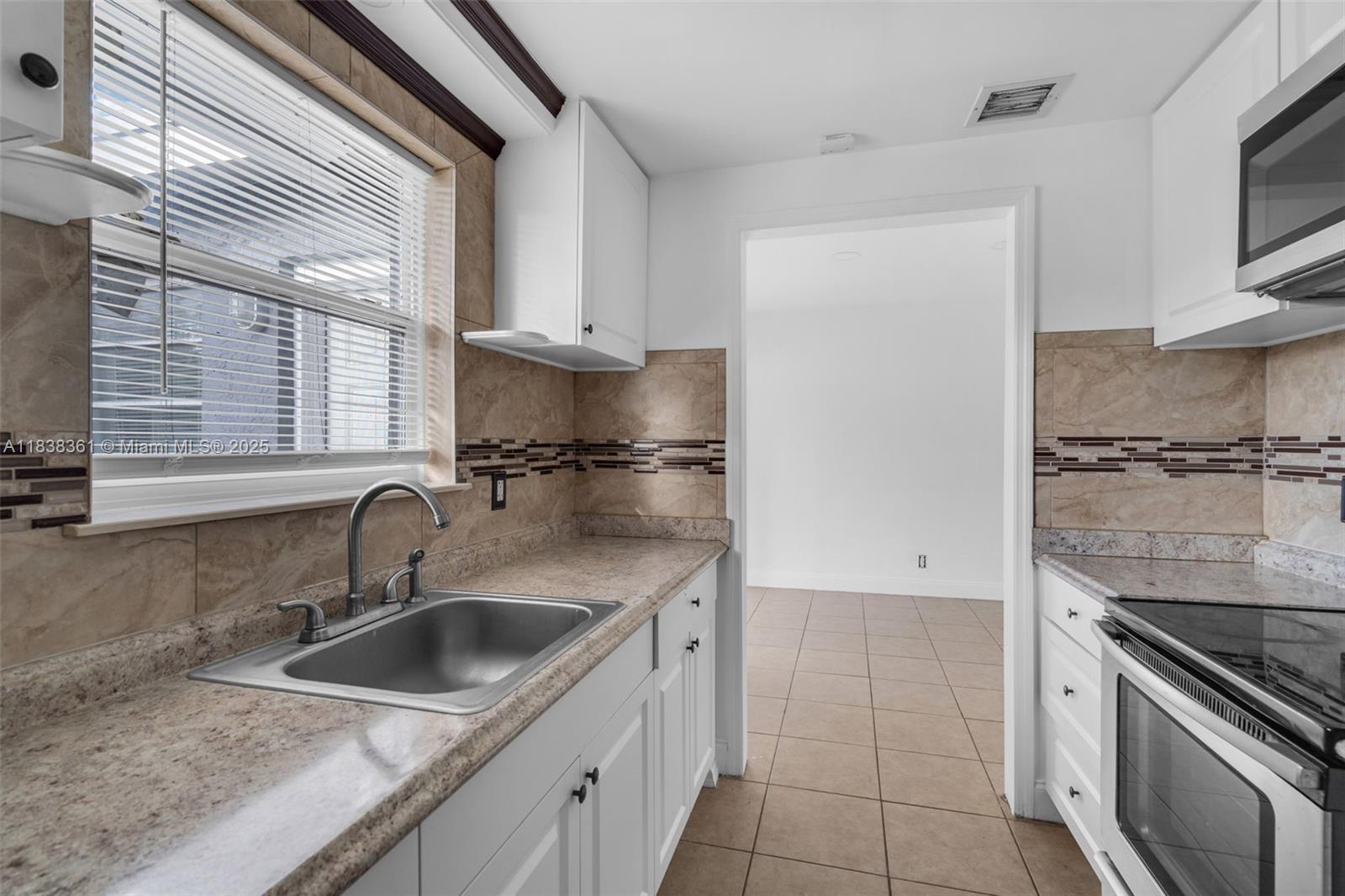 3171 NW 16th St