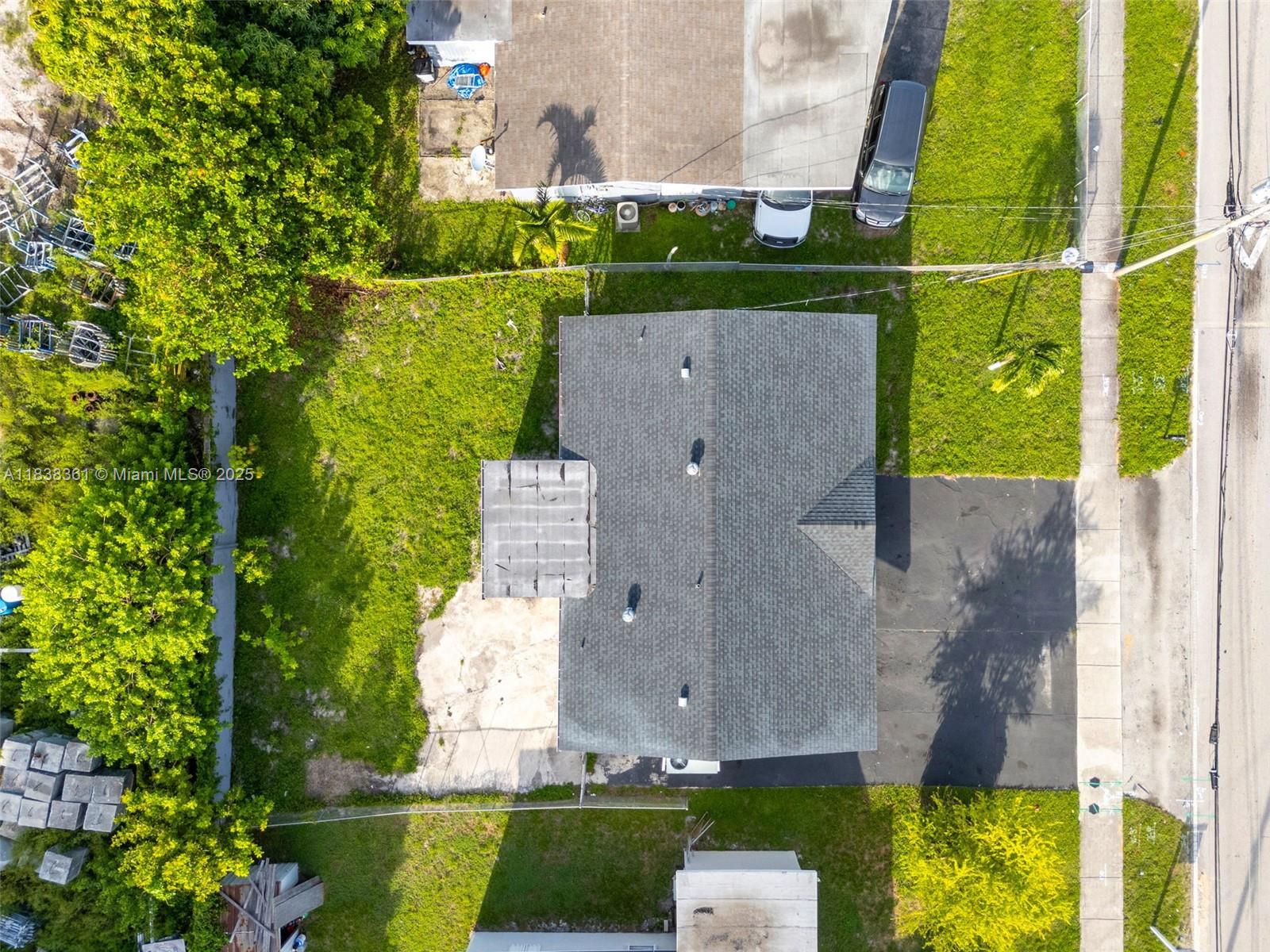 3171 NW 16th St