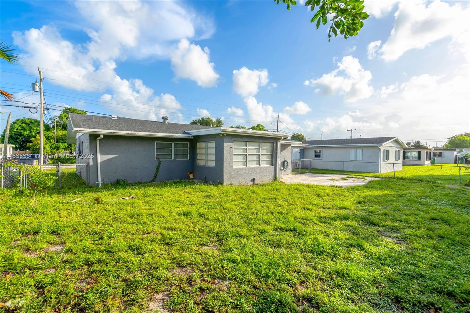 3171 NW 16th St