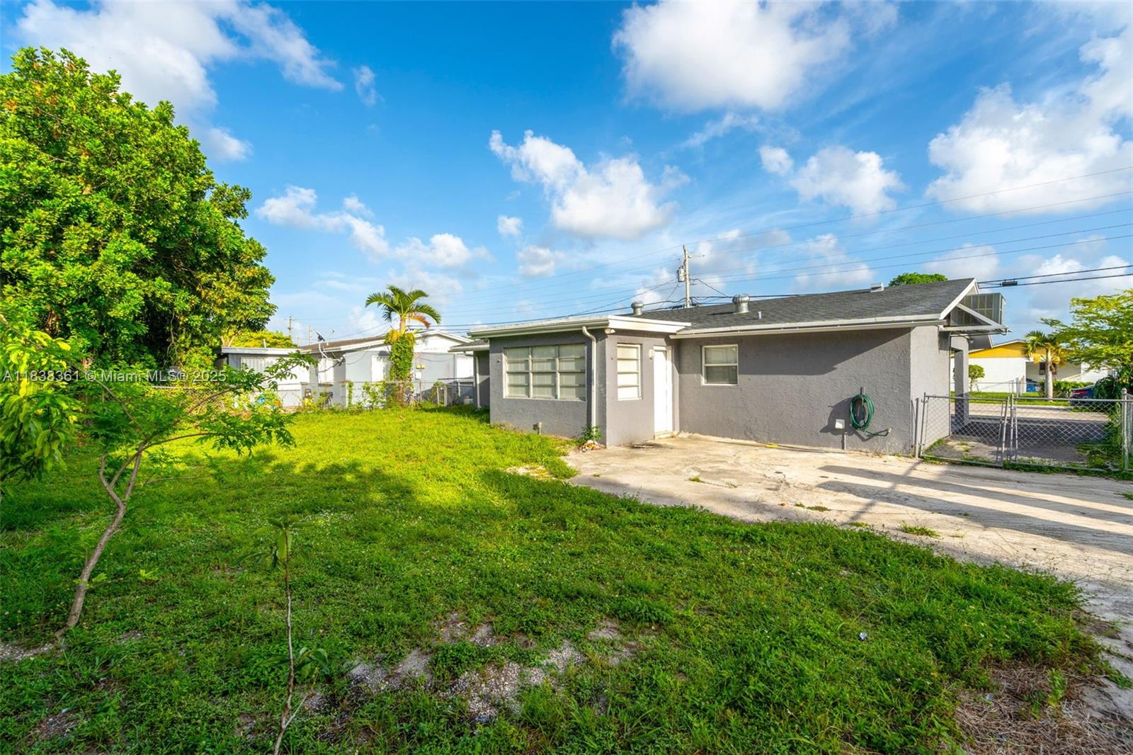 3171 NW 16th St