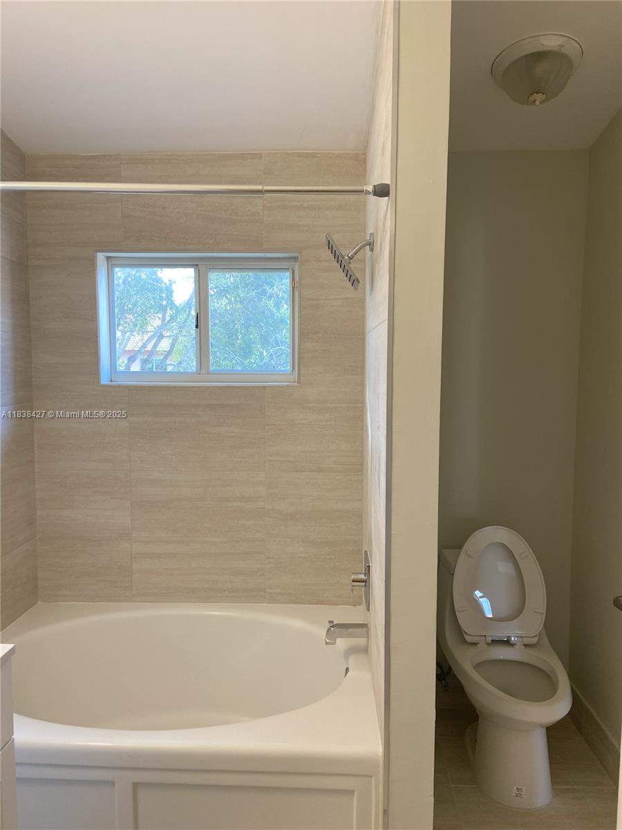 762 NW 208th Terrace