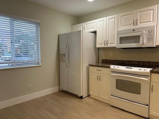 762 NW 208th Terrace