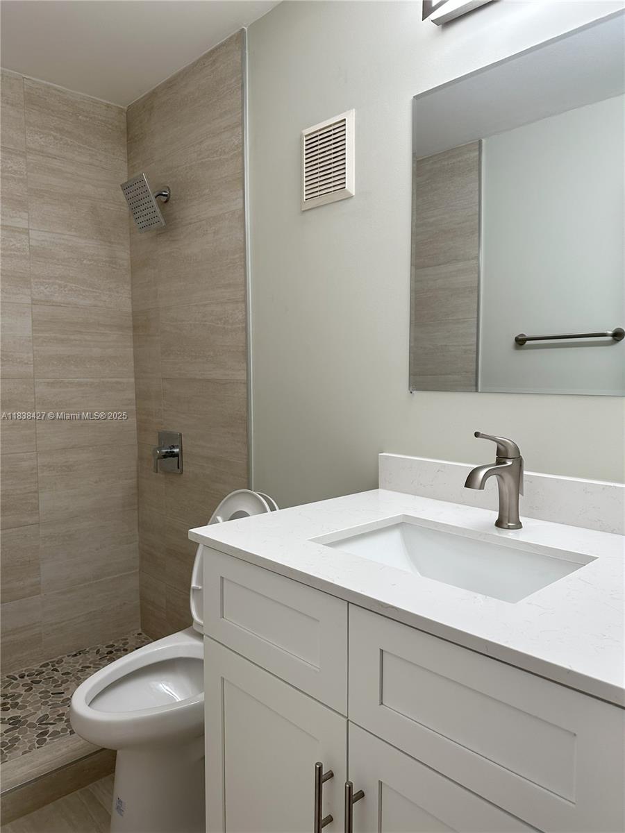 762 NW 208th Terrace