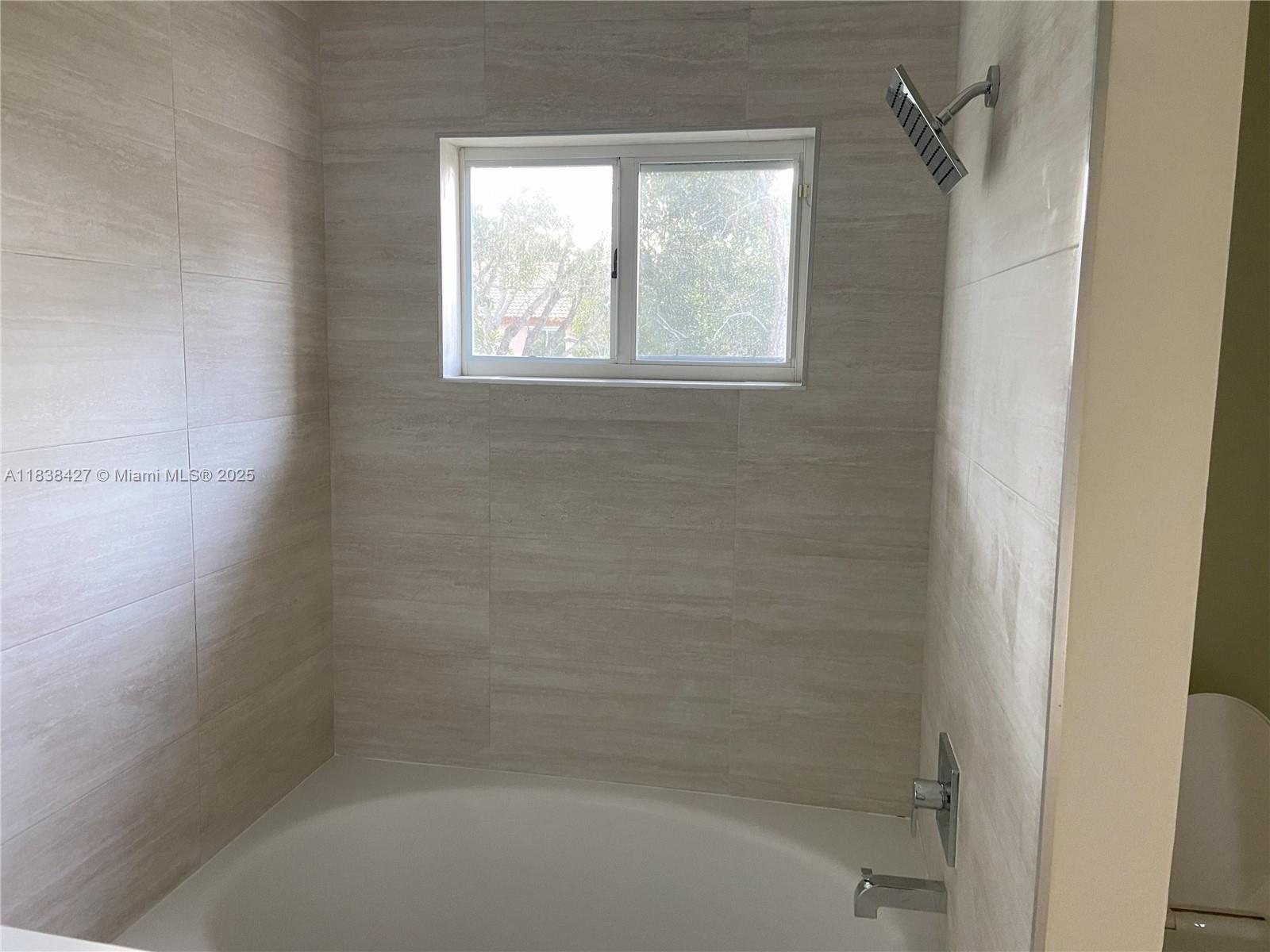 762 NW 208th Terrace