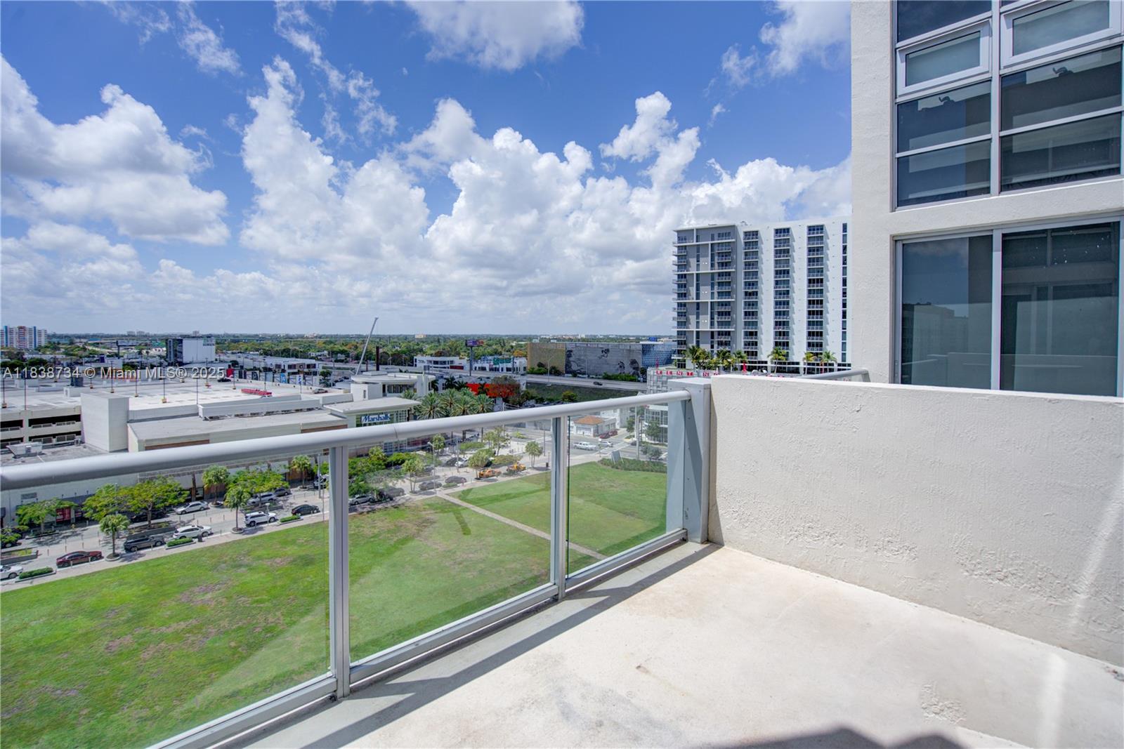 3451 NE 1st Ave Unit: PM05