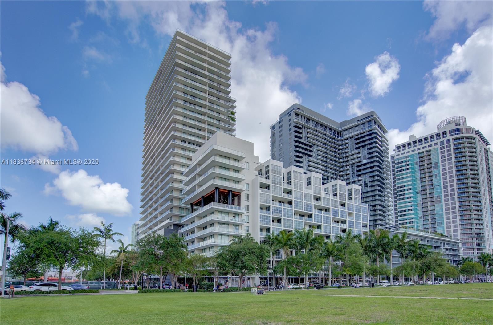 3451 NE 1st Ave Unit: PM05