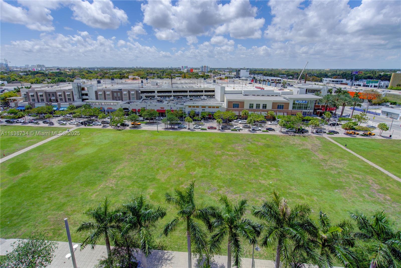 3451 NE 1st Ave Unit: PM05