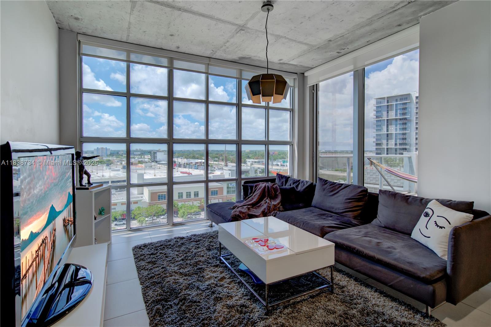 3451 NE 1st Ave Unit: PM05