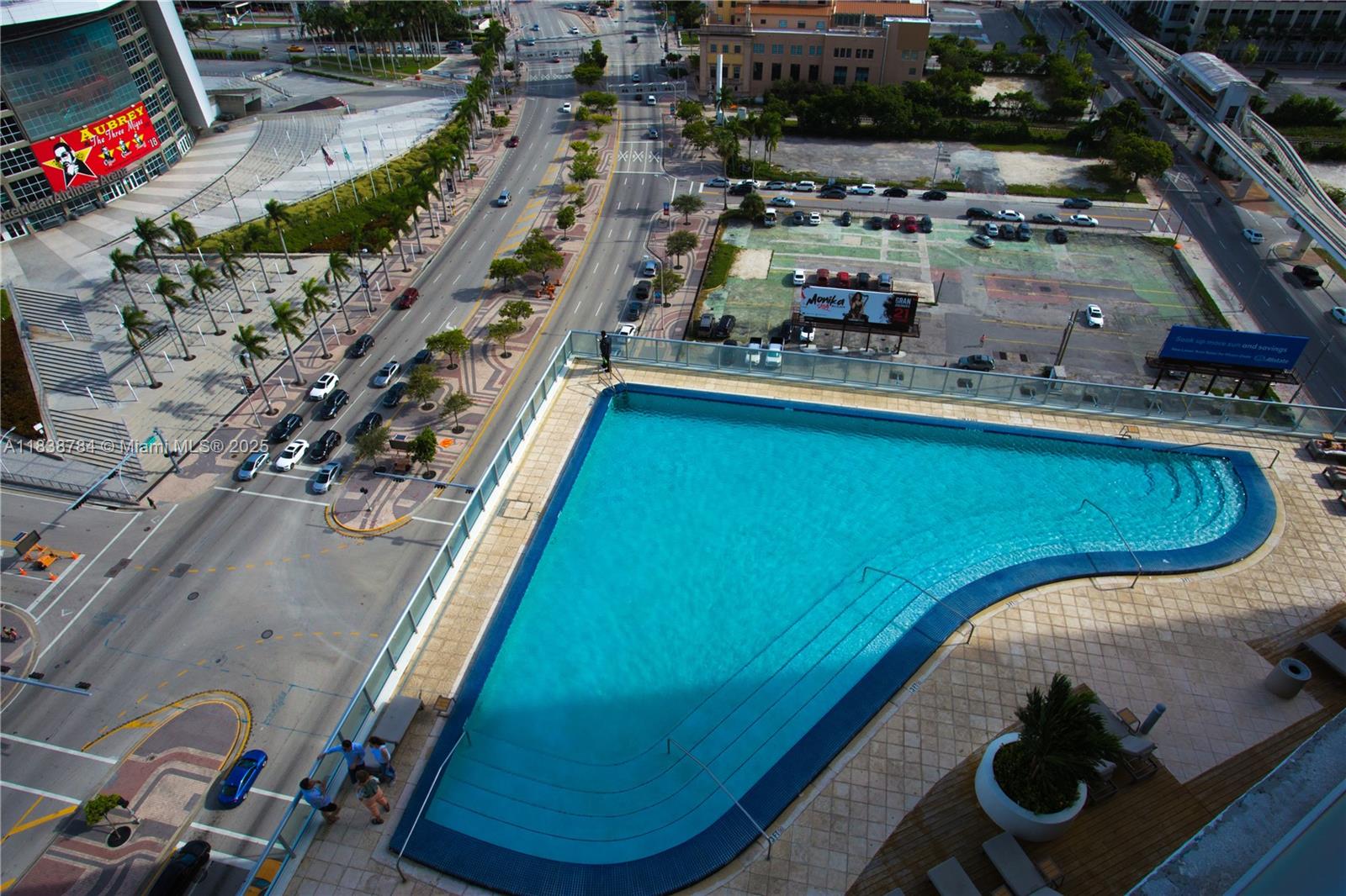 888 Biscayne Blvd # 1907