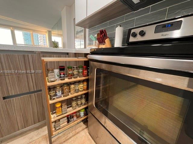 600 NE 36th St # 1220