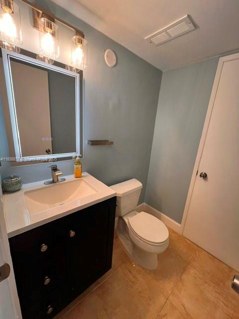 600 NE 36th St # 1220