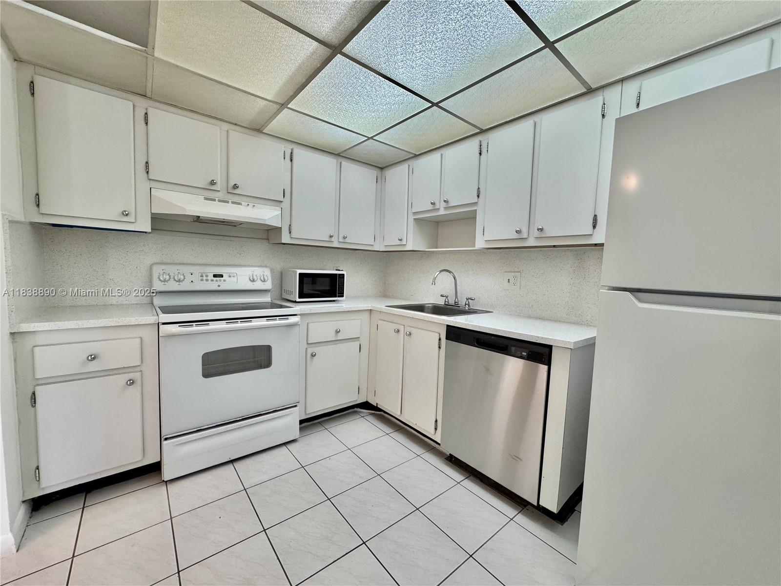 1300 NE Miami Gardens Dr Unit: 219E