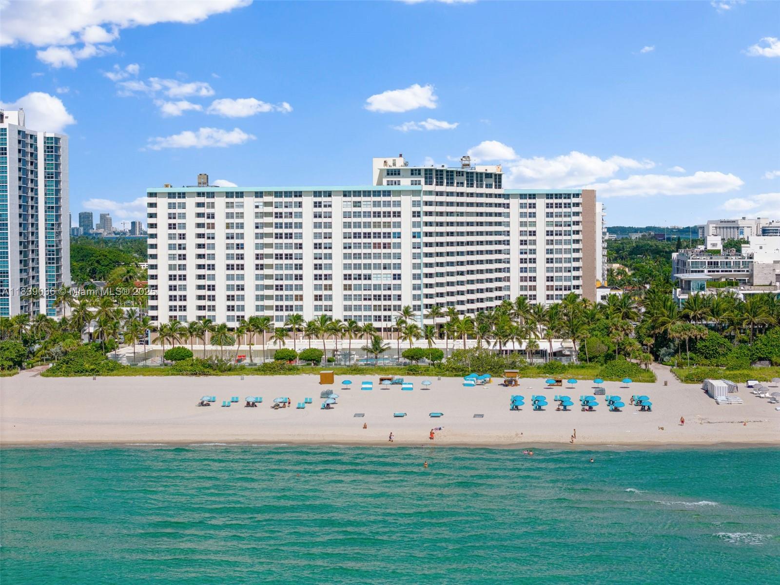 2899 Collins Ave # 931