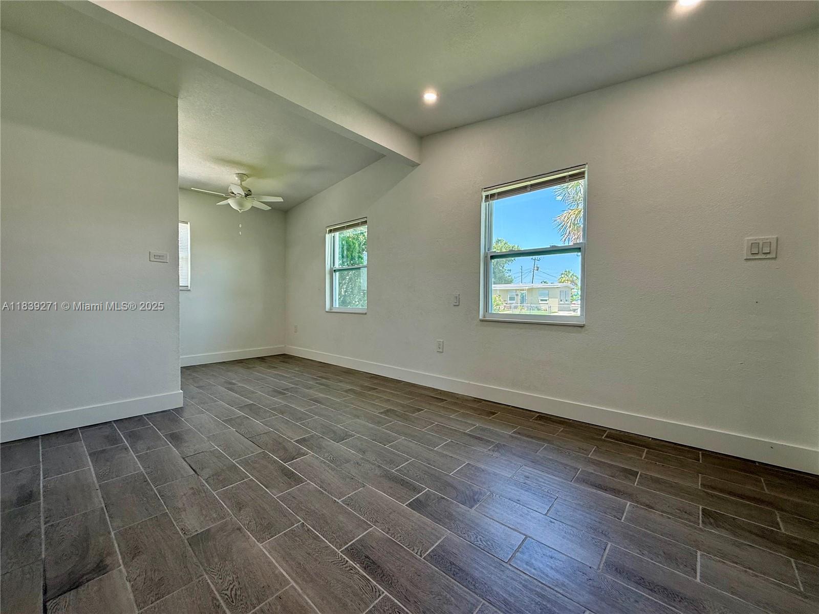 3460 Normandy Dr