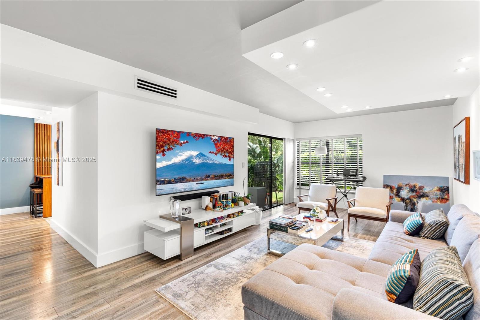 640 NW 98th Ct # 640