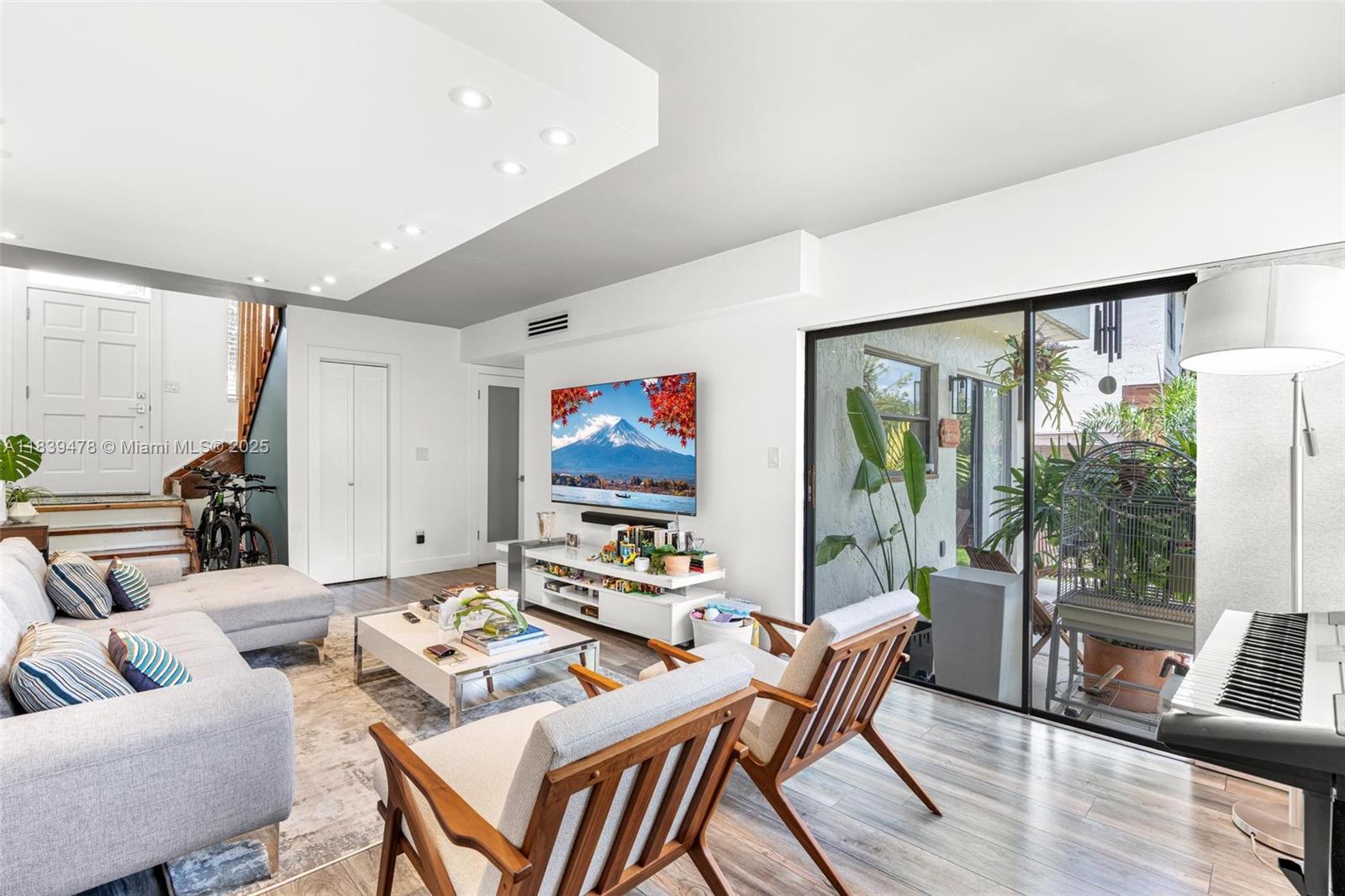 640 NW 98th Ct # 640