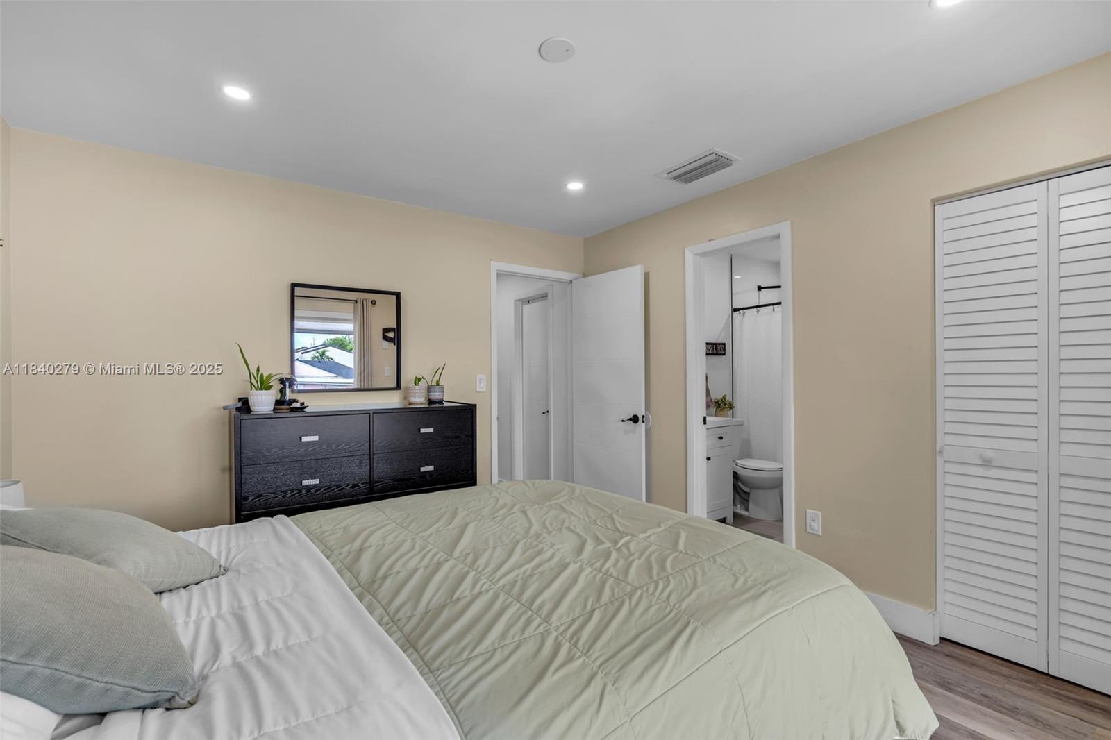 5725 SW 132nd Ct # 5 Unit: 21-5