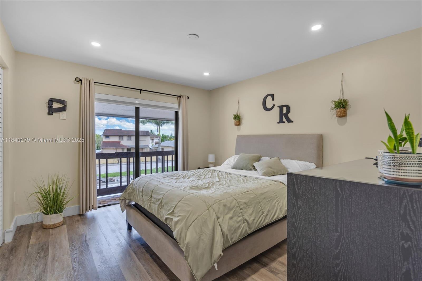 5725 SW 132nd Ct # 5 Unit: 21-5