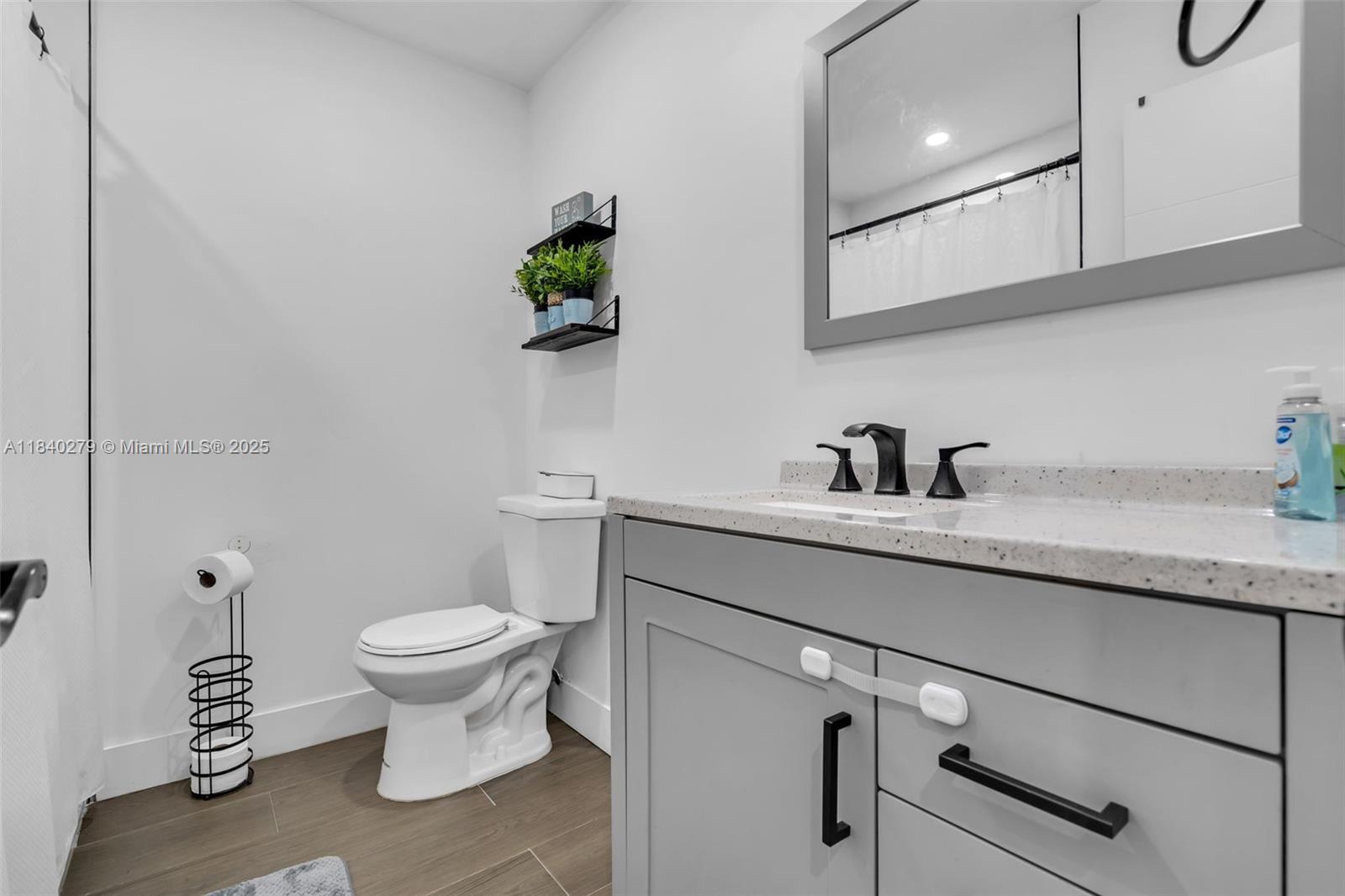 5725 SW 132nd Ct # 5 Unit: 21-5