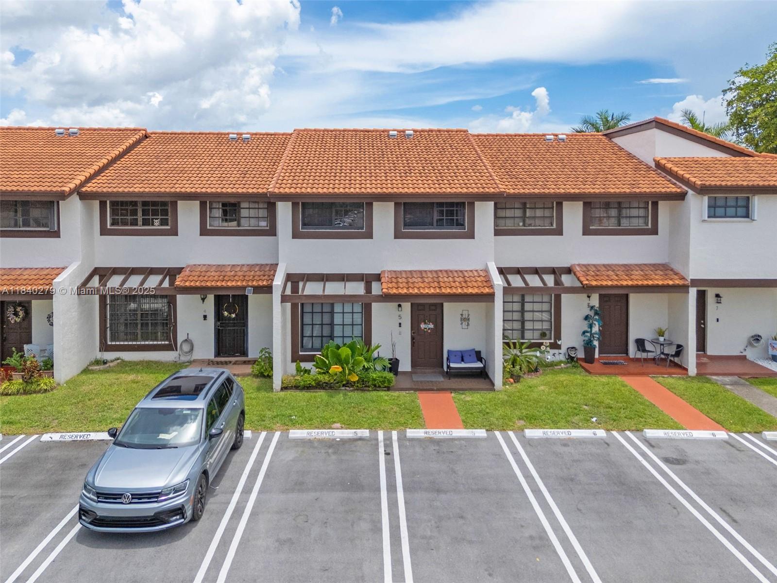 5725 SW 132nd Ct # 5 Unit: 21-5