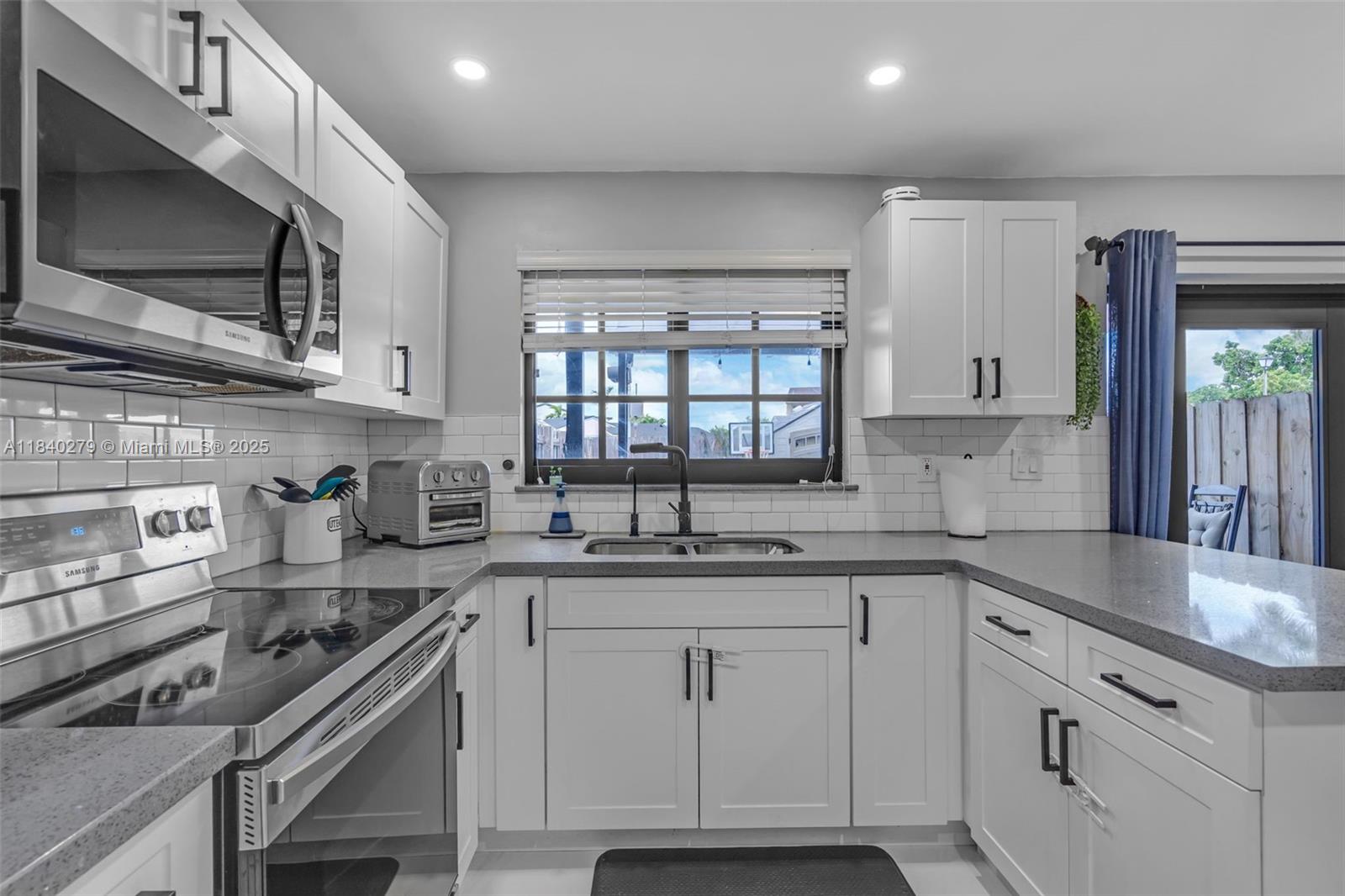 5725 SW 132nd Ct # 5 Unit: 21-5