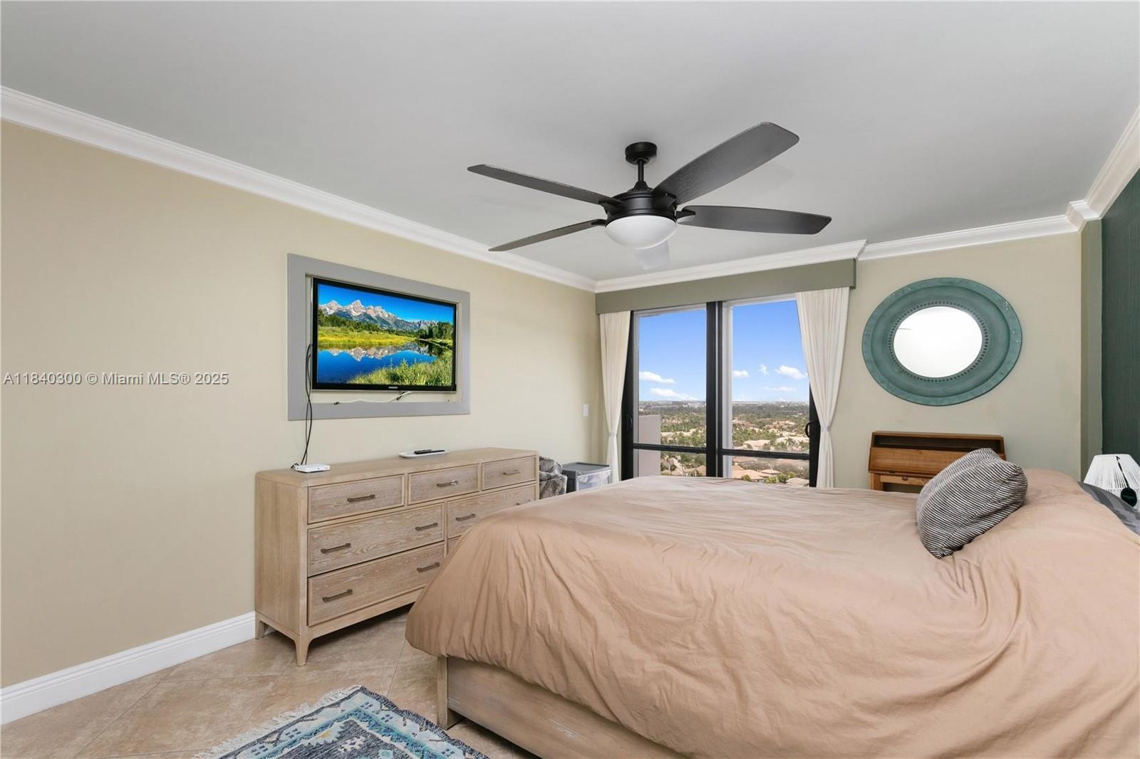 1500 S Ocean Dr # 15A