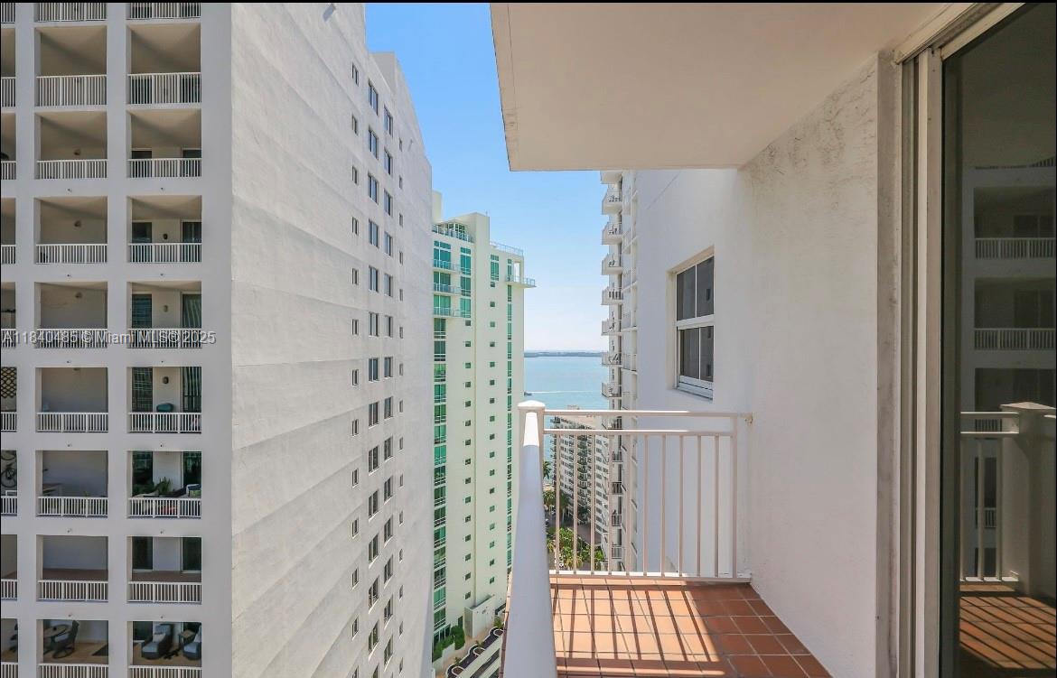 185 SE 14th Ter # 2411