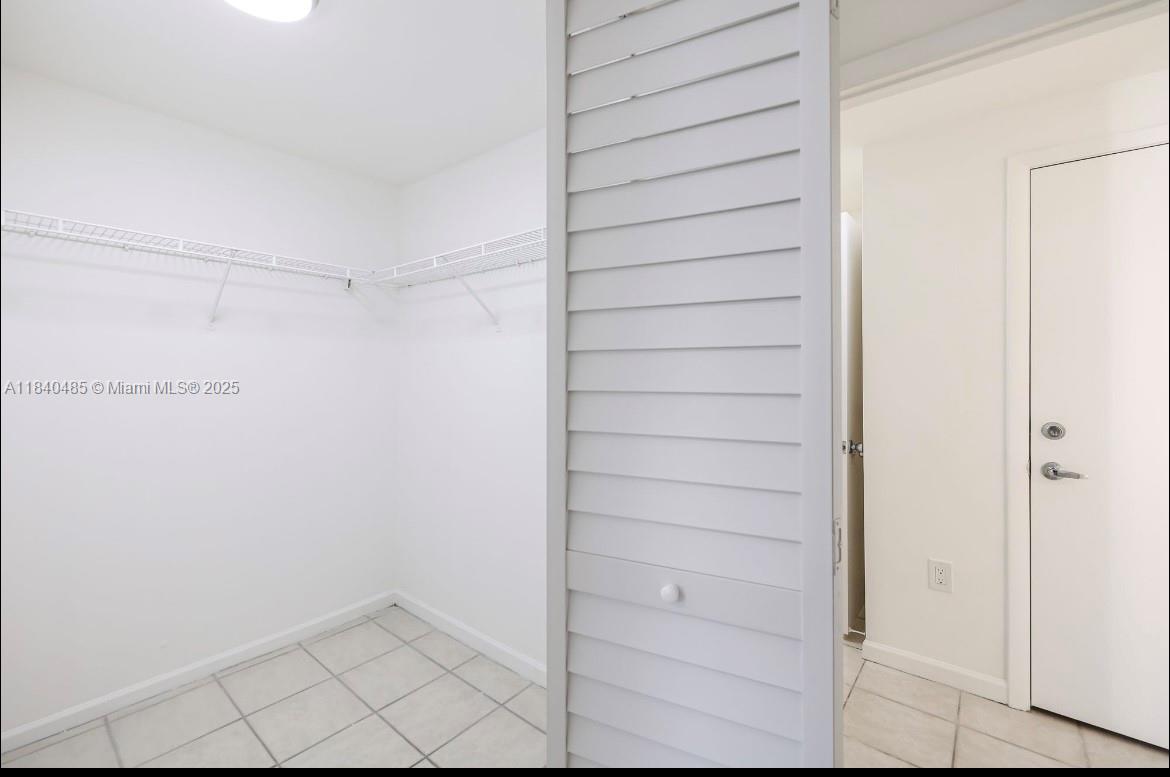 185 SE 14th Ter # 2411