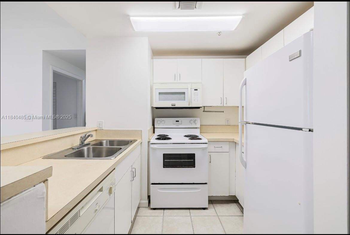 185 SE 14th Ter # 2411