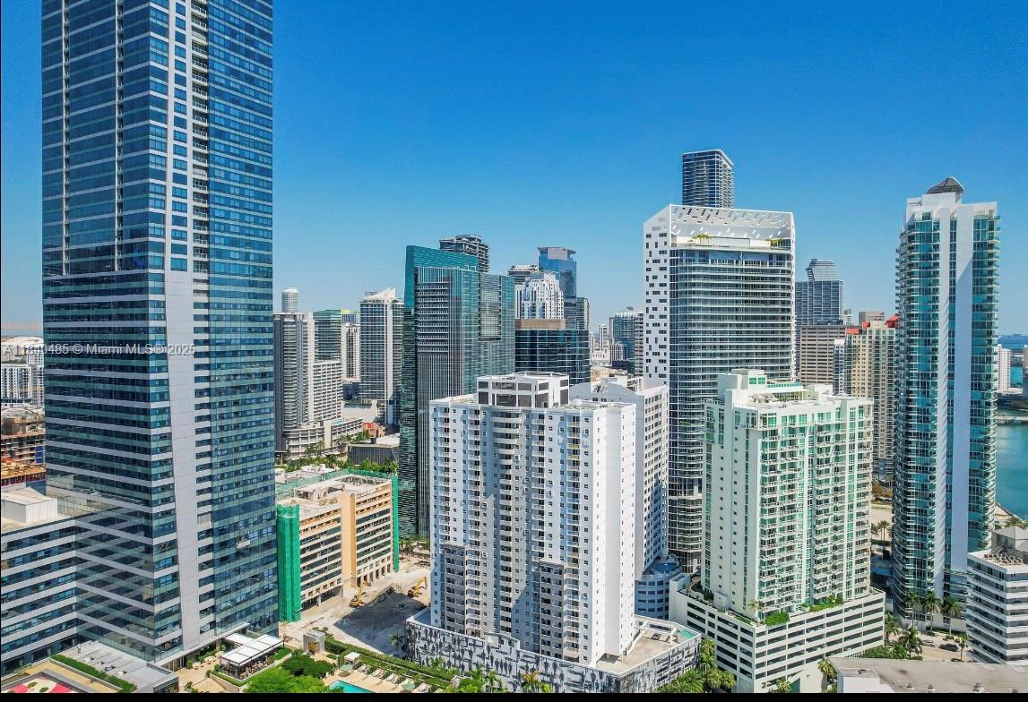 185 SE 14th Ter # 2411