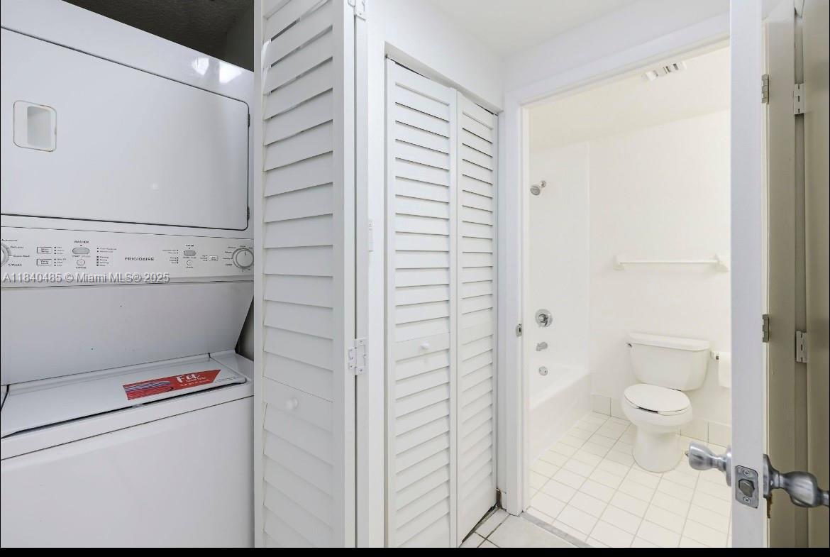 185 SE 14th Ter # 2411