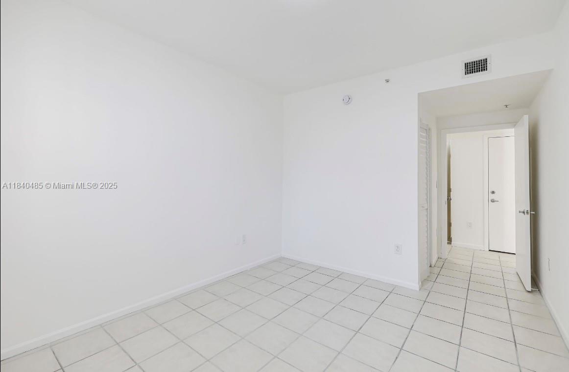 185 SE 14th Ter # 2411